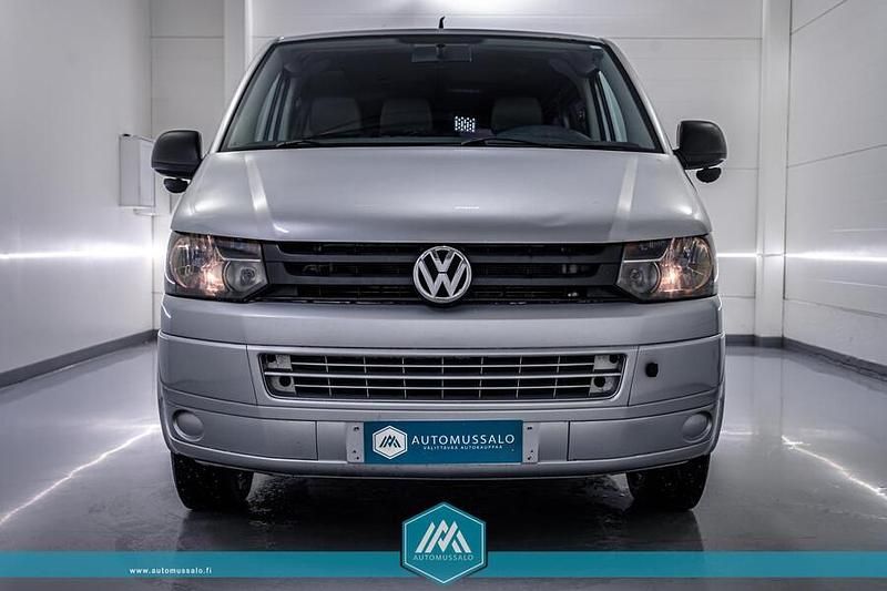 Käytetty 2010 VW Transporter Van | 18 900 € - Kuva 1/4