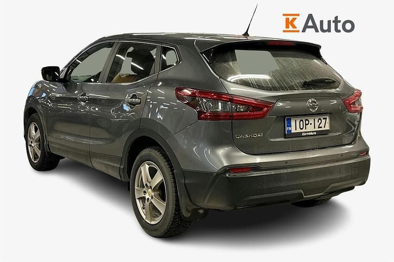 Käytetty Nissan Qashqai Acenta 116 HP (85 kW) 2019 Harmaa metalliväri Katumaasturi