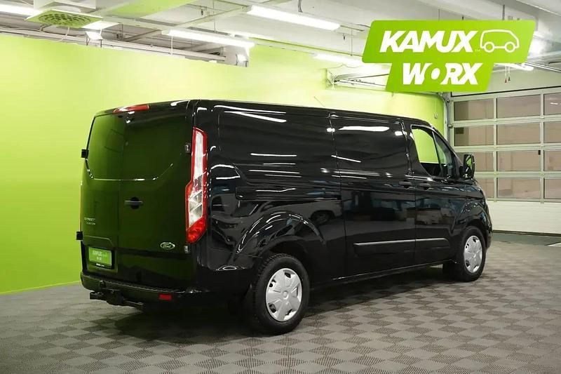 Käytetty Ford Transit Custom Trend 129 HP (94 kW) 2022 Musta Van