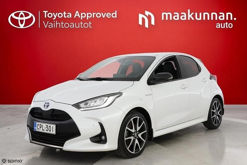 Valkoinen Käytetty 2021 Toyota Yaris Hybrid Premium Viistoperä | 18 900 € (Perustarjous) - Kuva 1/4