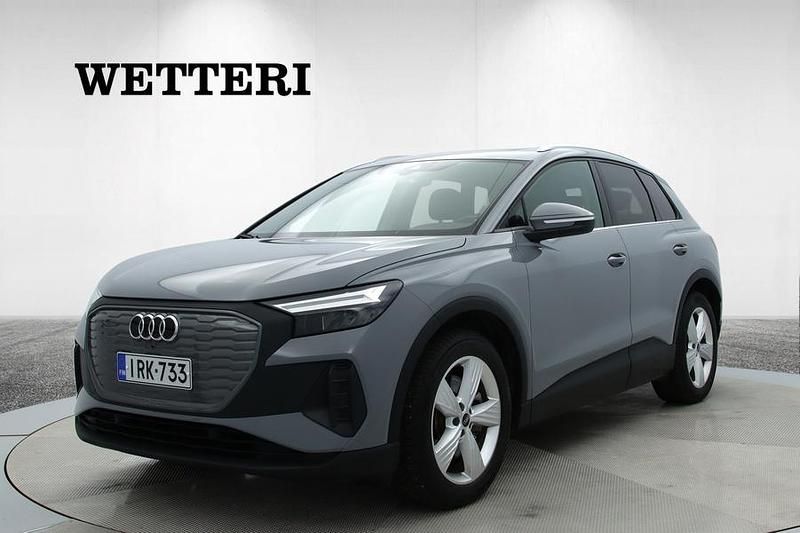 Harmaa Käytetty 2024 Audi Q4 e-tron Katumaasturi | 34 990 € (Perustarjous) - Kuva 1/4