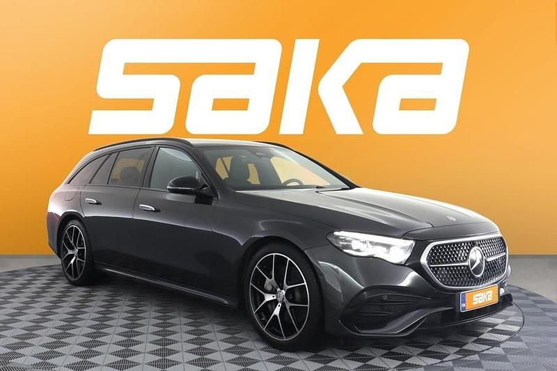 Käytetty 2024 Mercedes E300 AMG Farmari | 68 900 € - Kuva 1/3