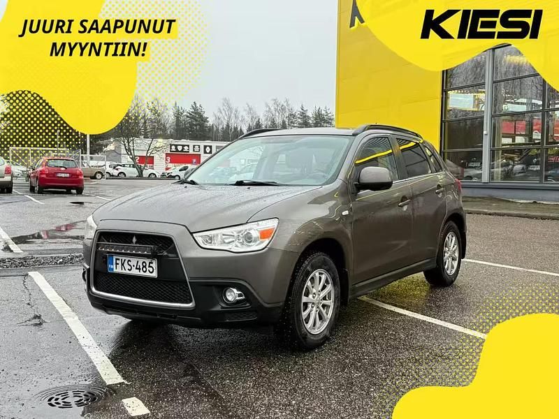 Käytetty 2012 Mitsubishi ASX Invite Katumaasturi | 4 980 € (Perustarjous) - Kuva 1/4
