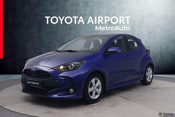 Sininen Käytetty 2023 Toyota Yaris Active Viistoperä | 20 990 € (Perustarjous) - Kuva 1/4