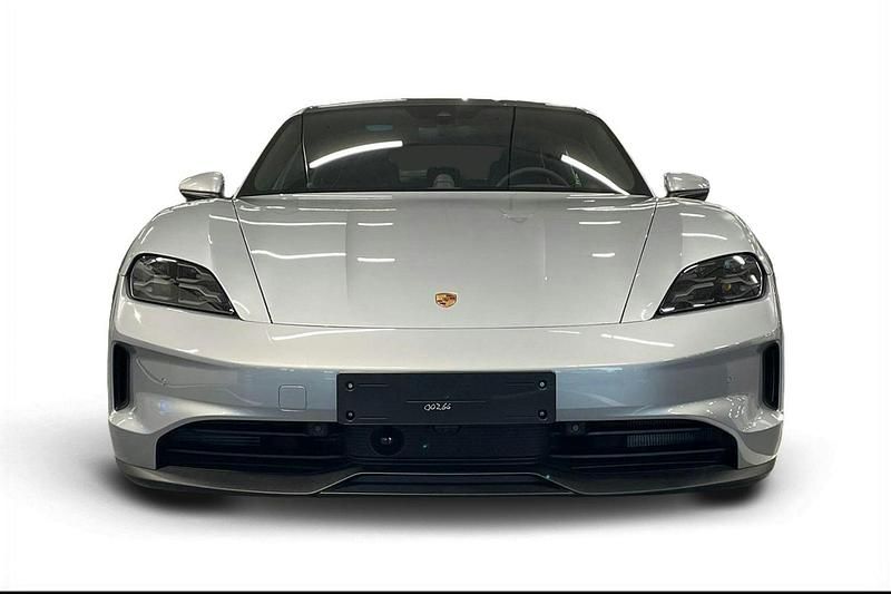 Uusi Porsche Taycan 295 kW (402 HP) 2026 Met. harmaa Sedan