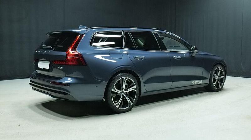 Uusi Volvo V60 Performance 456 HP (335 kW) 2025 Sininen Farmari