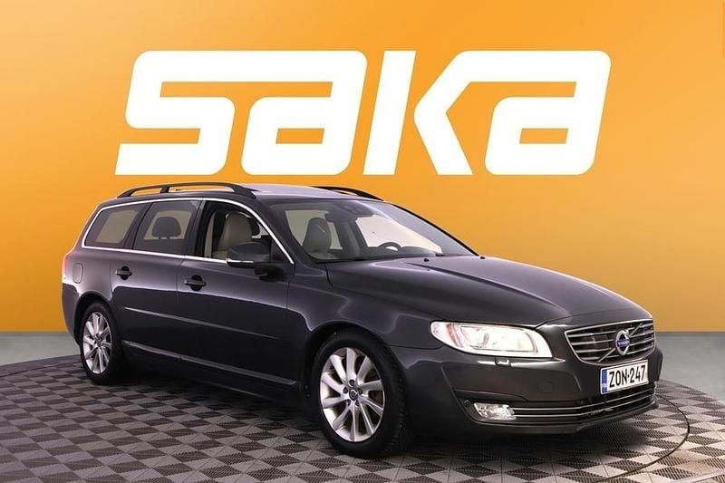 Käytetty Volvo V70 Momentum 114 HP (83 kW) 2015 Farmari