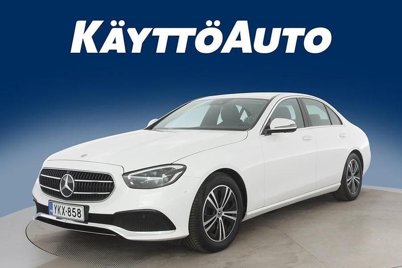 Valkoinen Käytetty 2022 Mercedes E220 Edition Sedan | 46 700 € (Hieman kallis) - Kuva 1/4
