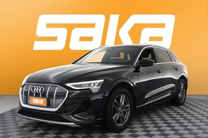 Käytetty Audi e-tron S-Line 300 kW (408 HP) 2021 Katumaasturi