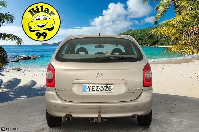 Käytetty Citroën Xsara Picasso 136 HP (100 kW) 2003 Tila-auto