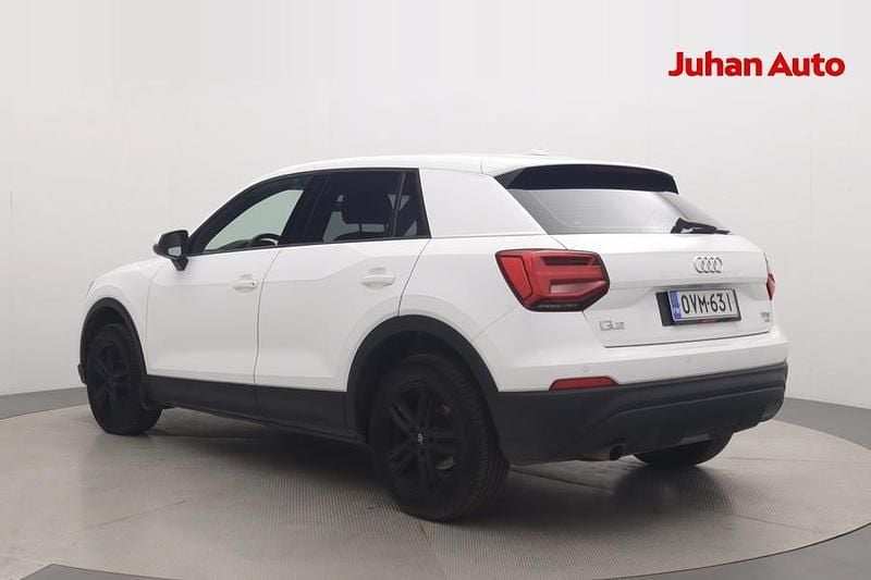 Käytetty Audi Q2 Business 116 HP (85 kW) 2017 Valkoinen Katumaasturi