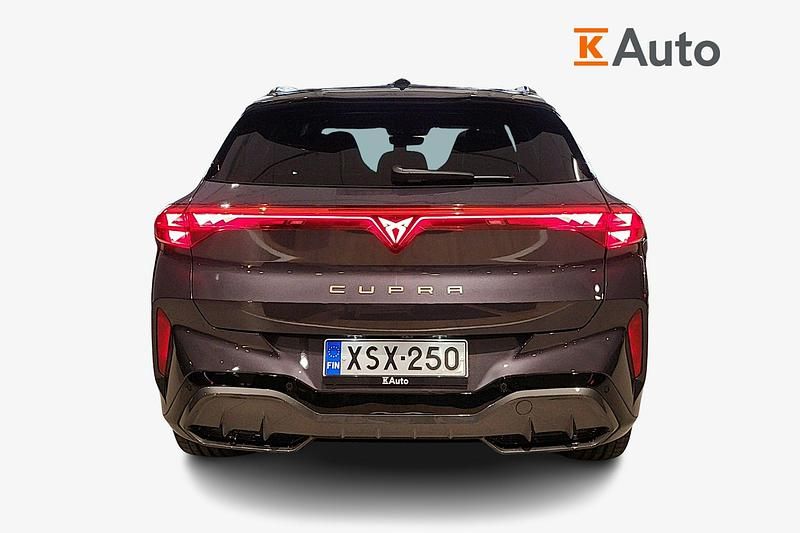 Käytetty Cupra Terramar VZ 272 HP (200 kW) 2024 Harmaa Katumaasturi