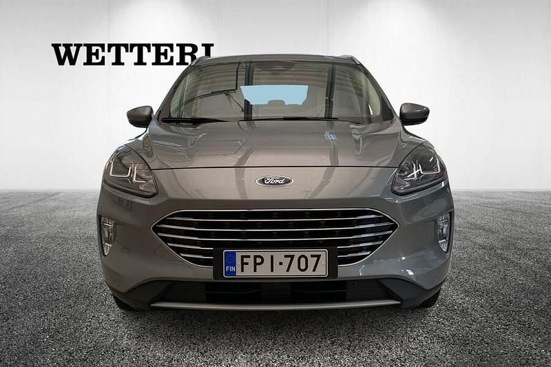 Käytetty Ford Kuga Titanium 224 HP (164 kW) 2021 Harmaa Katumaasturi