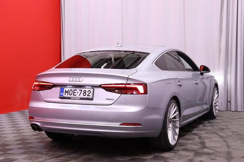Käytetty Audi A5 Sportback Business 190 HP (139 kW) 2017 Viistoperä