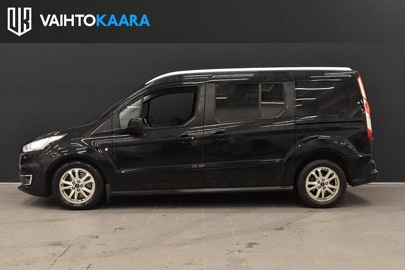Käytetty Ford Grand Tourneo Connect Titanium 120 HP (88 kW) 2020 Tila-auto