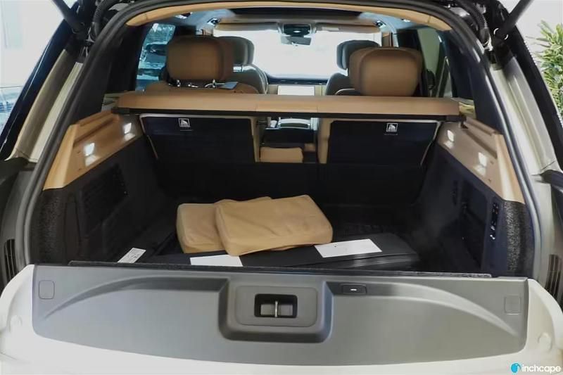 Uusi Land Rover Range Rover Autobiography 510 HP (375 kW) 2025 Katumaasturi