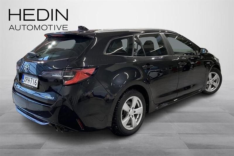 Käytetty Toyota Corolla Business Edition 184 HP (135 kW) 2020 Musta Farmari