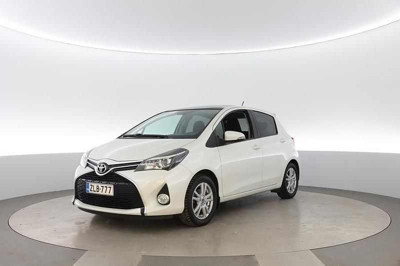 Käytetty 2016 Toyota Yaris Style Viistoperä | 14 890 € (Perustarjous) - Kuva 1/4