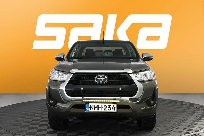Käytetty Toyota HiLux Active 204 HP (150 kW) 2022 Nouto