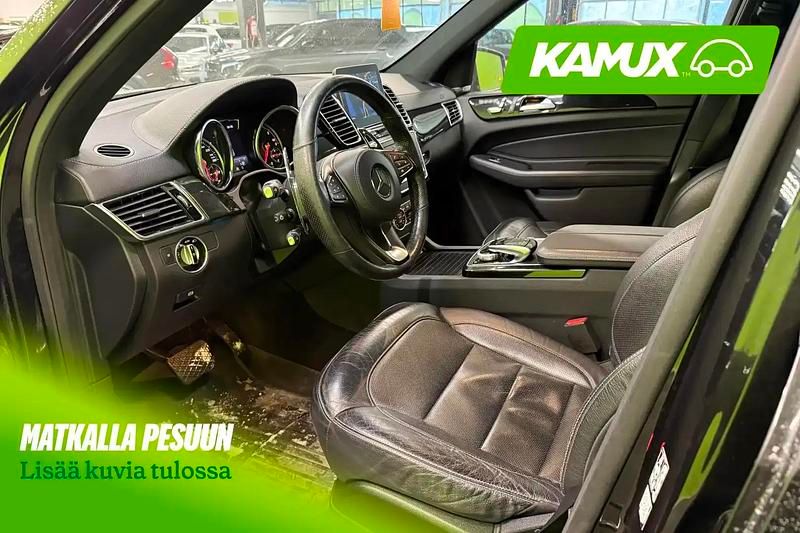 Käytetty Mercedes GLS350 AMG 258 HP (189 kW) 2018 Musta Katumaasturi