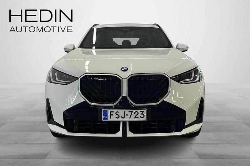 Käytetty BMW X3 M Sport 299 HP (219 kW) 2025 Valkoinen Katumaasturi