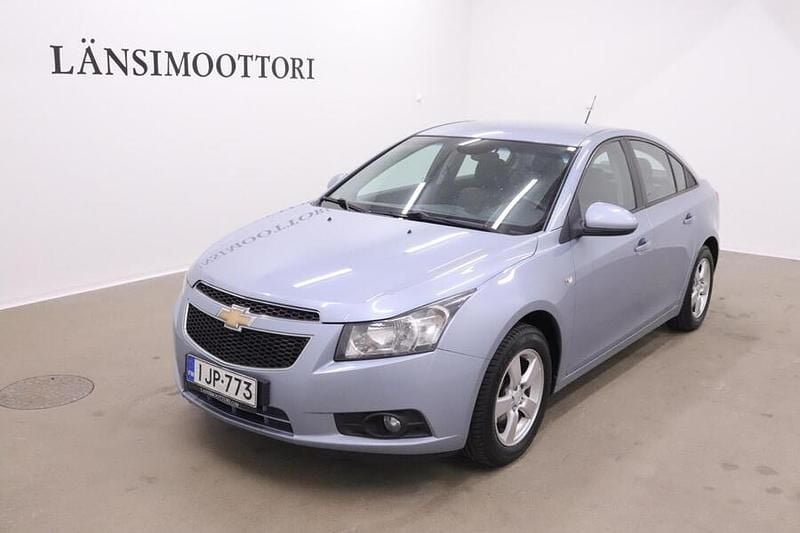 Käytetty 2011 Chevrolet Cruze LS Sedan | 2 990 € (Supertarjous) - Kuva 1/4