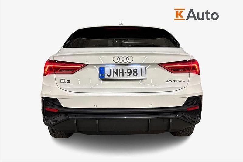 Käytetty Audi Q3 Sportback 245 HP (180 kW) 2023 Valkoinen Katumaasturi