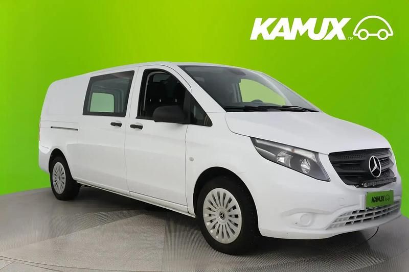 Valkoinen Käytetty 2017 Mercedes Vito Tila-auto | 26 900 € (Hyvä tarjous) - Kuva 1/4