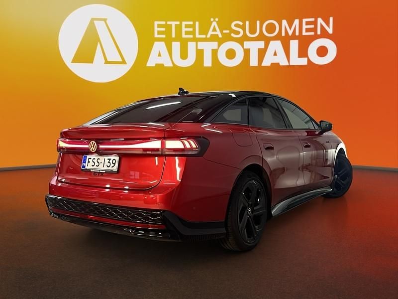 Käytetty VW ID.7 GTX 250 kW (340 HP) 2025 Punainen Viistoperä