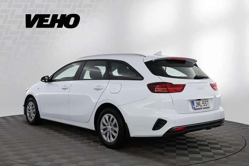 Käytetty Kia Ceed Sportswagon EX 101 HP (74 kW) 2025 Valkoinen Farmari