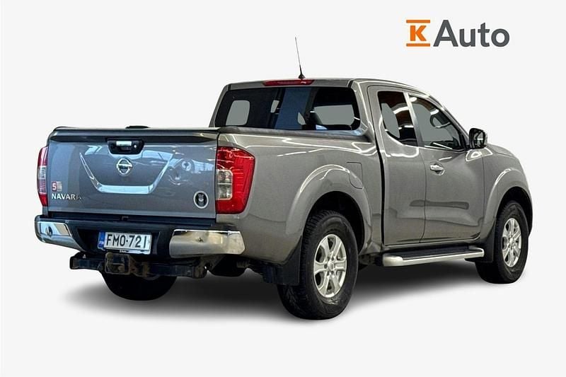 Käytetty Nissan Navara N-Connecta 161 HP (118 kW) 2016 Harmaa Nouto