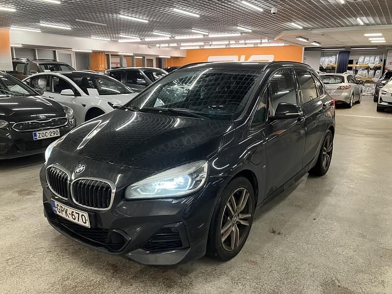 Käytetty 2020 BMW 225 Active Tourer M Sport Tila-auto | 16 900 € (Perustarjous) - Kuva 1/4