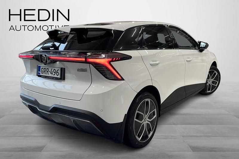 Uusi MG MG4 EV Luxury 150 kW (204 HP) 2025 Valkoinen Viistoperä