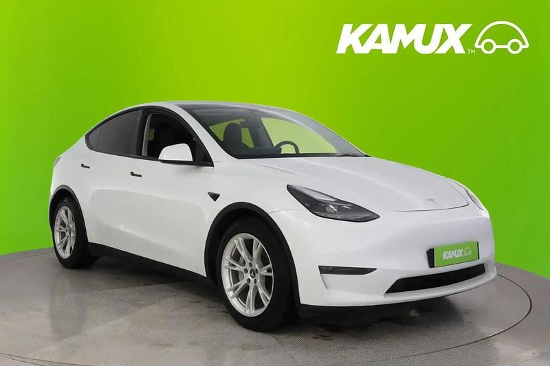 Käytetty Tesla Model Y Long Range AWD 350 kW (477 HP) 2021 Valkoinen Katumaasturi