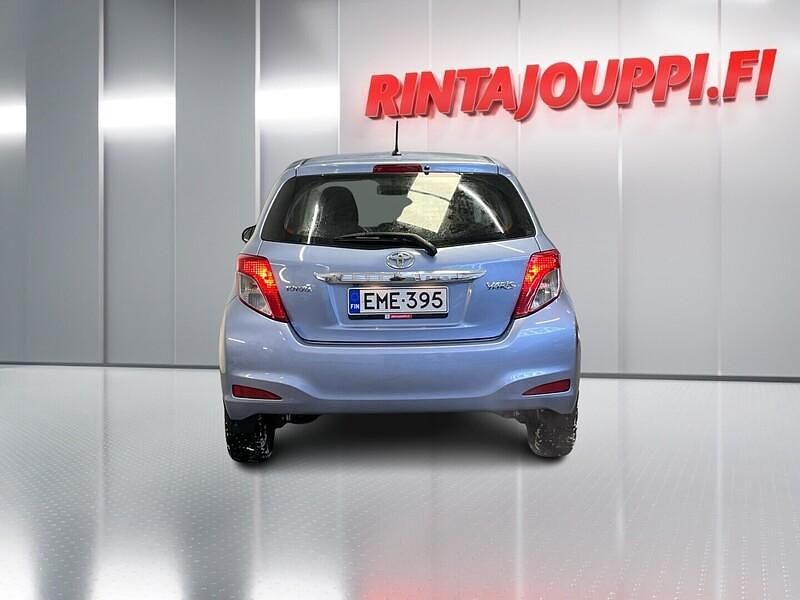 Käytetty Toyota Yaris Multidrive S 99 HP (72 kW) 2012 Viistoperä