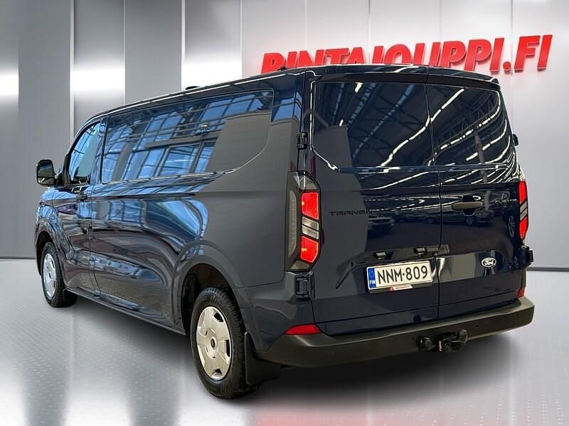 Käytetty Ford Transit Custom Trend 136 HP (100 kW) 2024 Van