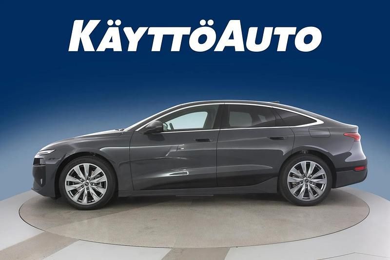 Uusi Audi A6 e-tron Advanced 210 kW (286 HP) 2026 Achatgrau met. Viistoperä