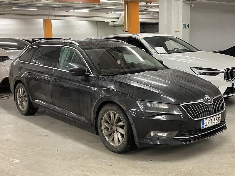 Käytetty 2018 Skoda Superb Business Line Farmari | 16 400 € (Perustarjous) - Kuva 1/4