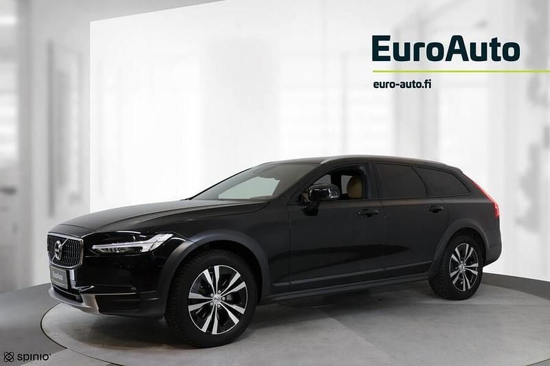 Käytetty Volvo V90 CC Business Edition 190 HP (139 kW) 2018 Musta Farmari