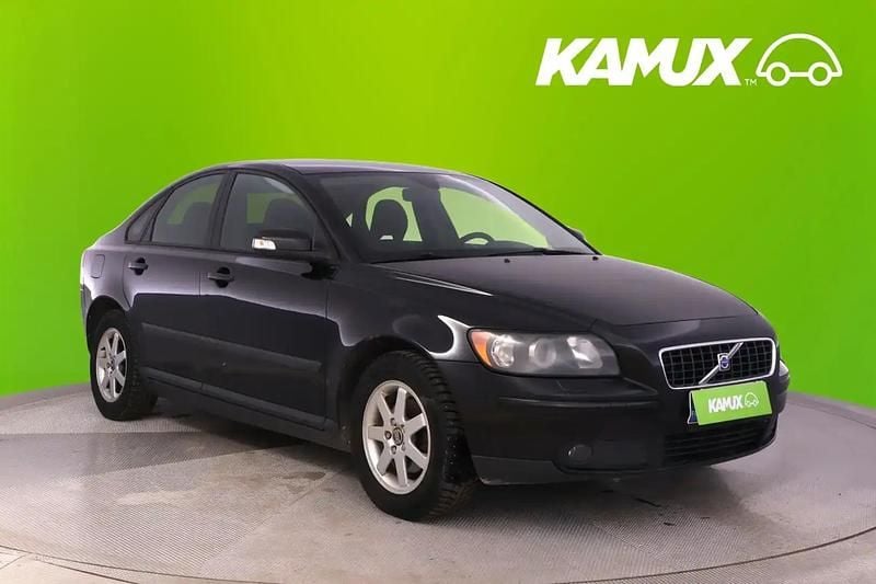 Musta Käytetty 2007 Volvo S40 Kinetic Sedan | 2 400 € (Hieman kallis) - Kuva 1/4