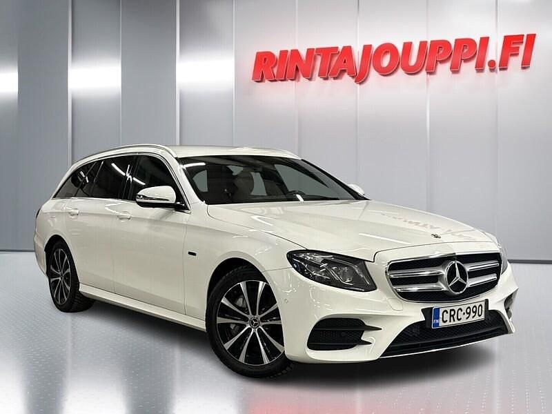 Valkoinen Käytetty 2020 Mercedes E300 Business Farmari | 25 270 € (Perustarjous) - Kuva 1/4