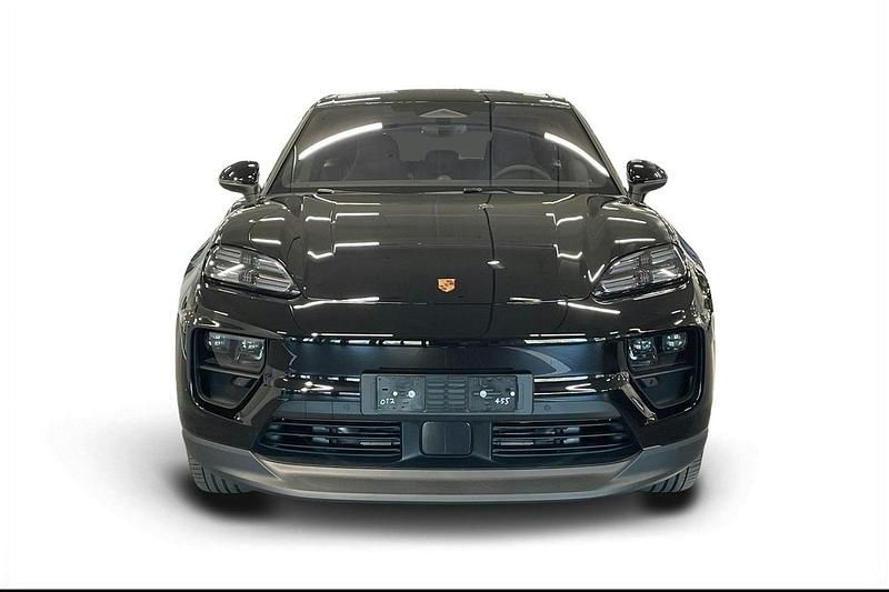 Uusi Porsche Macan 300 kW (408 HP) 2025 Musta Katumaasturi
