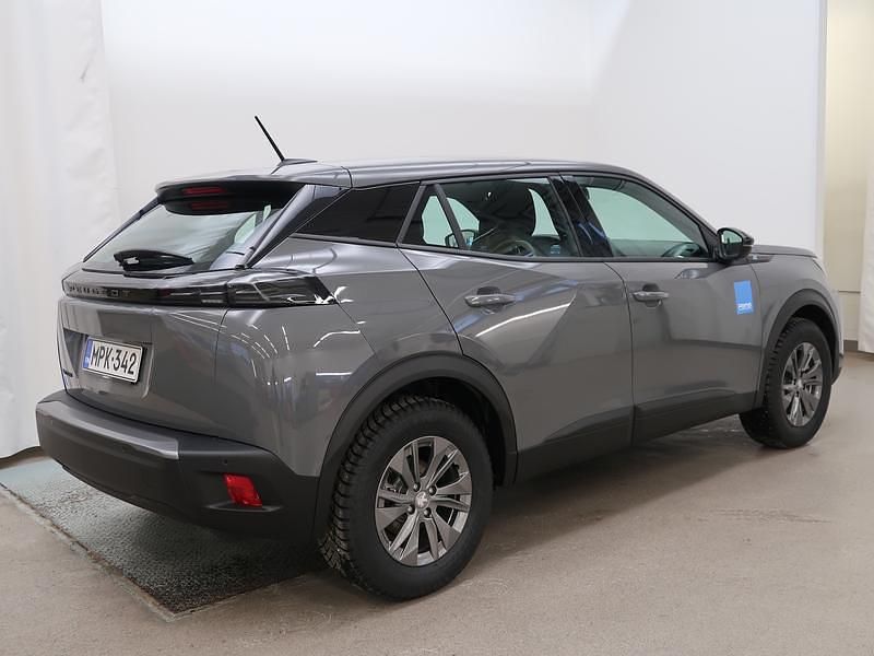 Käytetty Peugeot e-2008 Active 114 kW (156 HP) 2023 Harmaa Katumaasturi