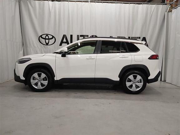 Käytetty Toyota Corolla Cross Edition 140 HP (102 kW) 2024 Valkoinen Katumaasturi