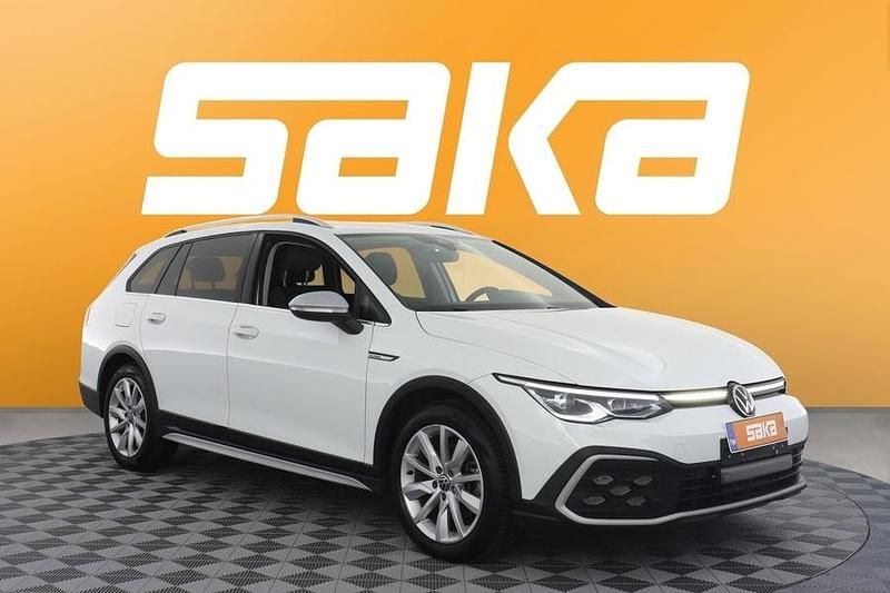 Käytetty VW Golf Alltrack 200 HP (147 kW) 2023 Farmari