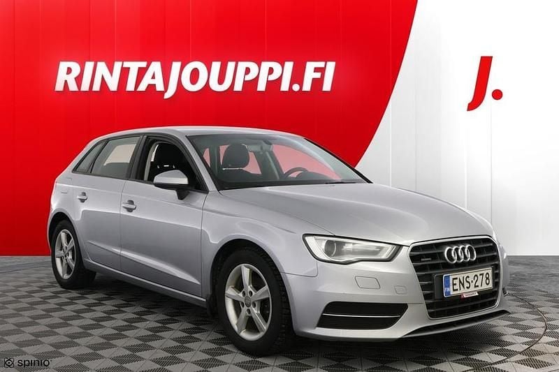 Käytetty Audi A3 Sportback Business 110 HP (80 kW) 2015 Hopea Viistoperä