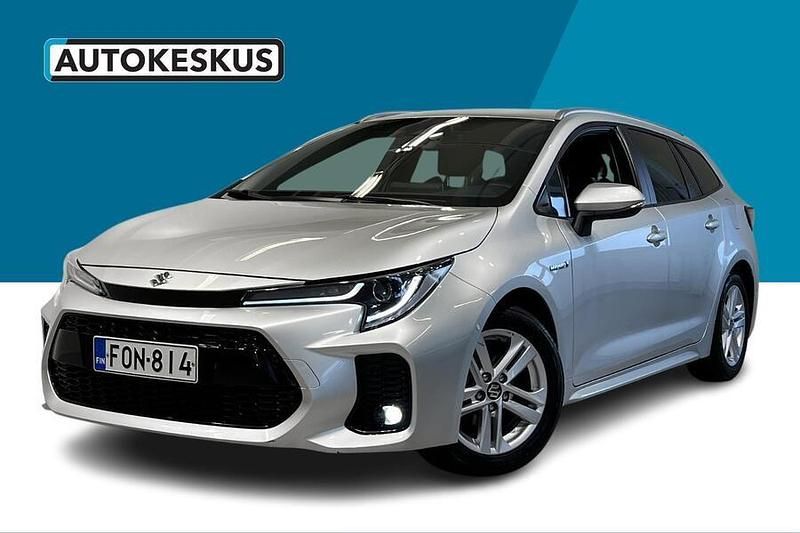 Hopea Käytetty 2021 Suzuki Swace GLX Farmari | 20 590 € - Kuva 1/2