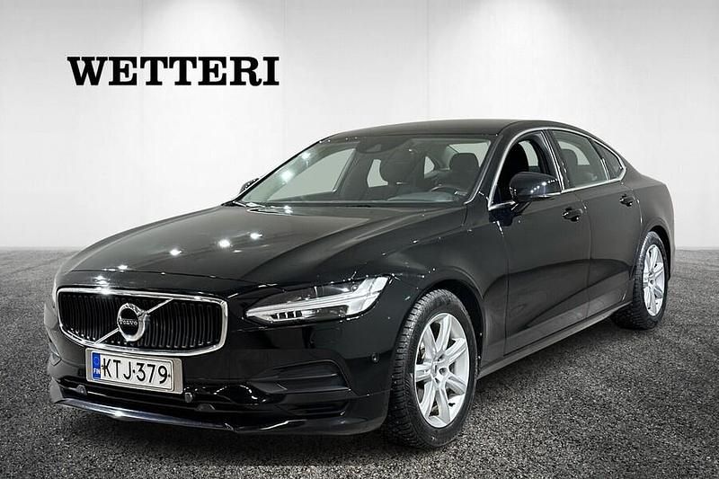 Käytetty Volvo S90 Business Edition 150 HP (110 kW) 2017 Musta Sedan