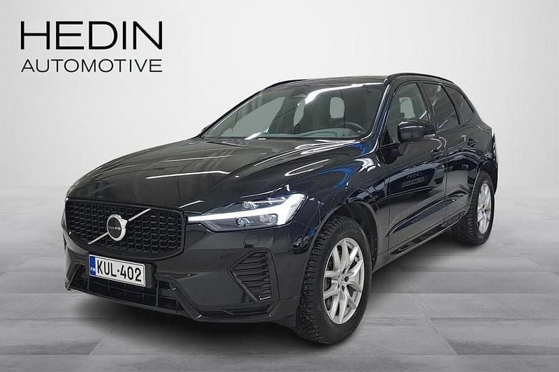 Käytetty Volvo XC60 Business Edition 340 HP (250 kW) 2022 Musta Katumaasturi