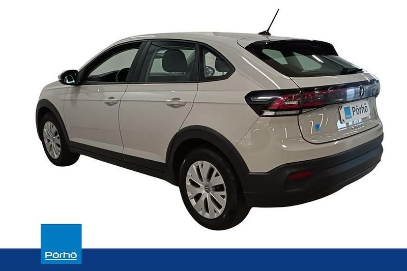 Käytetty VW Taigo Comfortline 95 HP (69 kW) 2023 Harmaa Katumaasturi